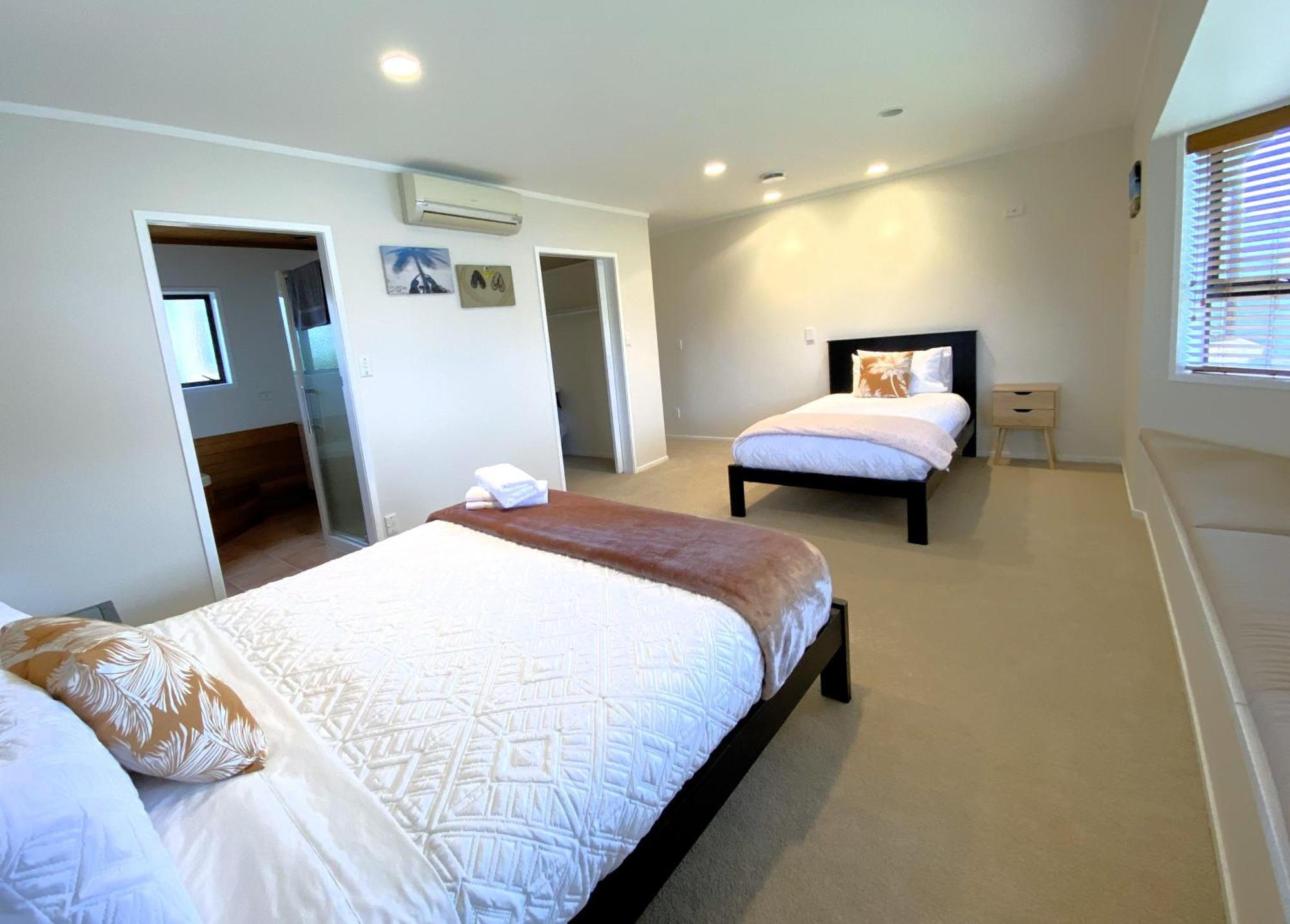 Spacious Retreat With Mountain View Holiday home Rotorua